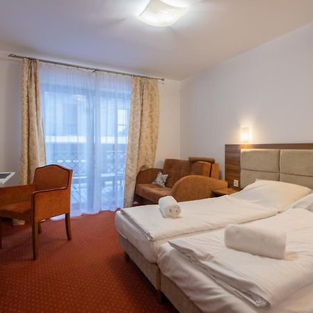 Rentplanet - Apartamenty Okrzei ชกลาร์สกา ปอเรมบา ภายนอก รูปภาพ