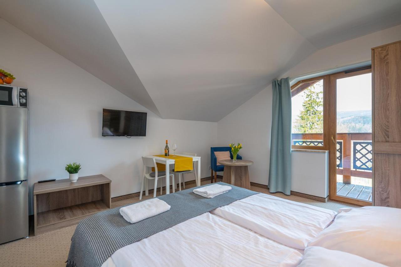 Rentplanet - Apartamenty Okrzei ชกลาร์สกา ปอเรมบา ภายนอก รูปภาพ