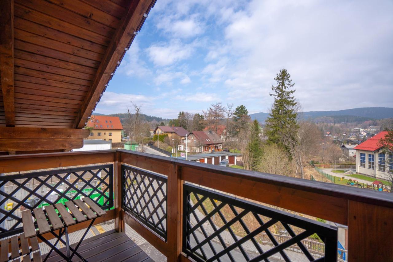 Rentplanet - Apartamenty Okrzei ชกลาร์สกา ปอเรมบา ภายนอก รูปภาพ