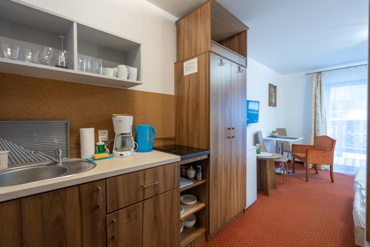 Rentplanet - Apartamenty Okrzei ชกลาร์สกา ปอเรมบา ภายนอก รูปภาพ